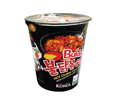 Samyang Buldak - varm kyllingesmag - Instant Noodles Cup - BBD - 15-05-2024 (70 gr)
